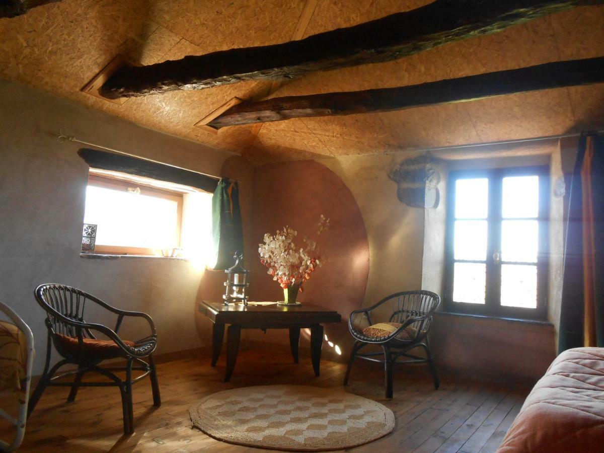 Chambre D'Hotes Des Monts Saint-Izaire Kültér fotó